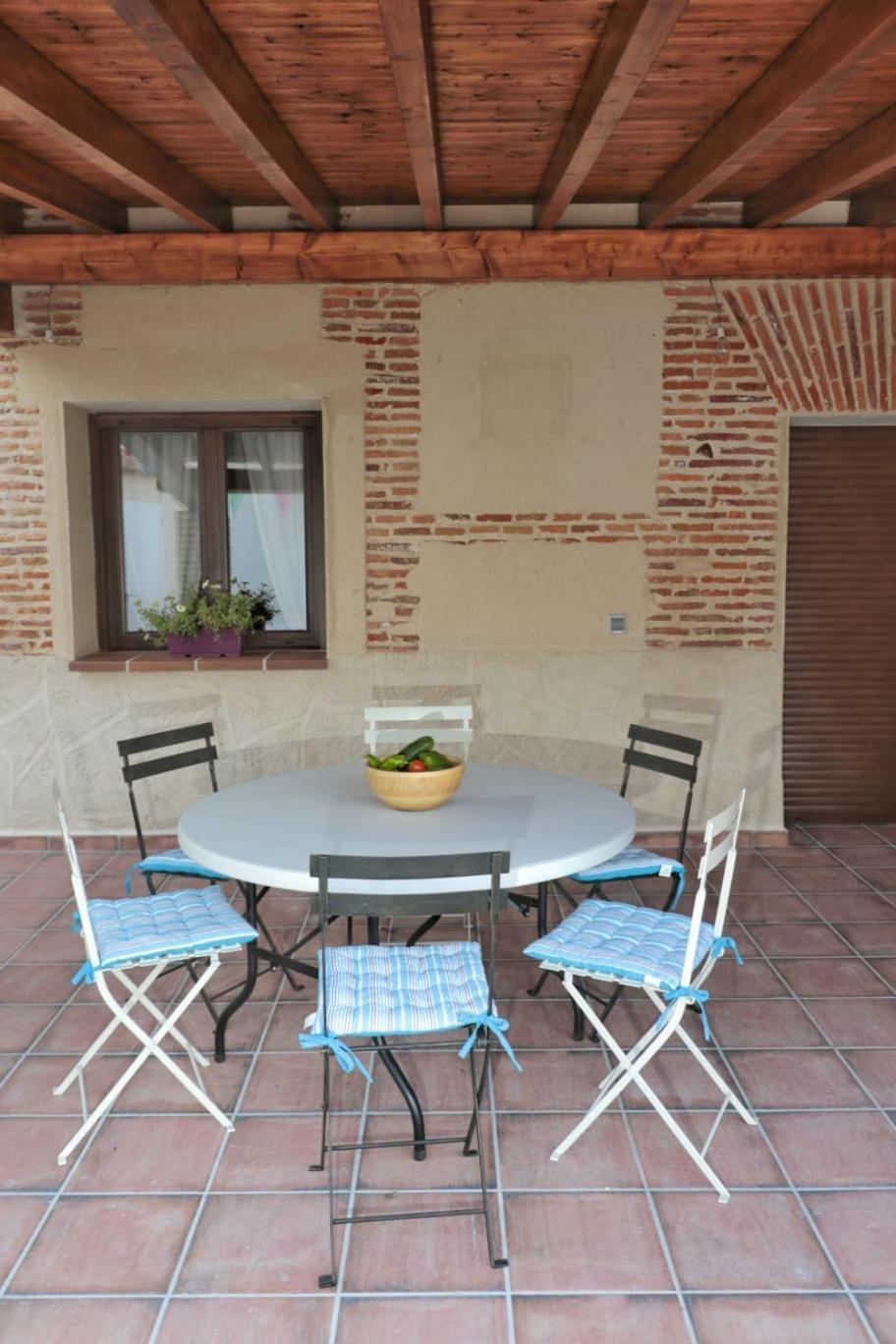 Casa Del Maestro *
